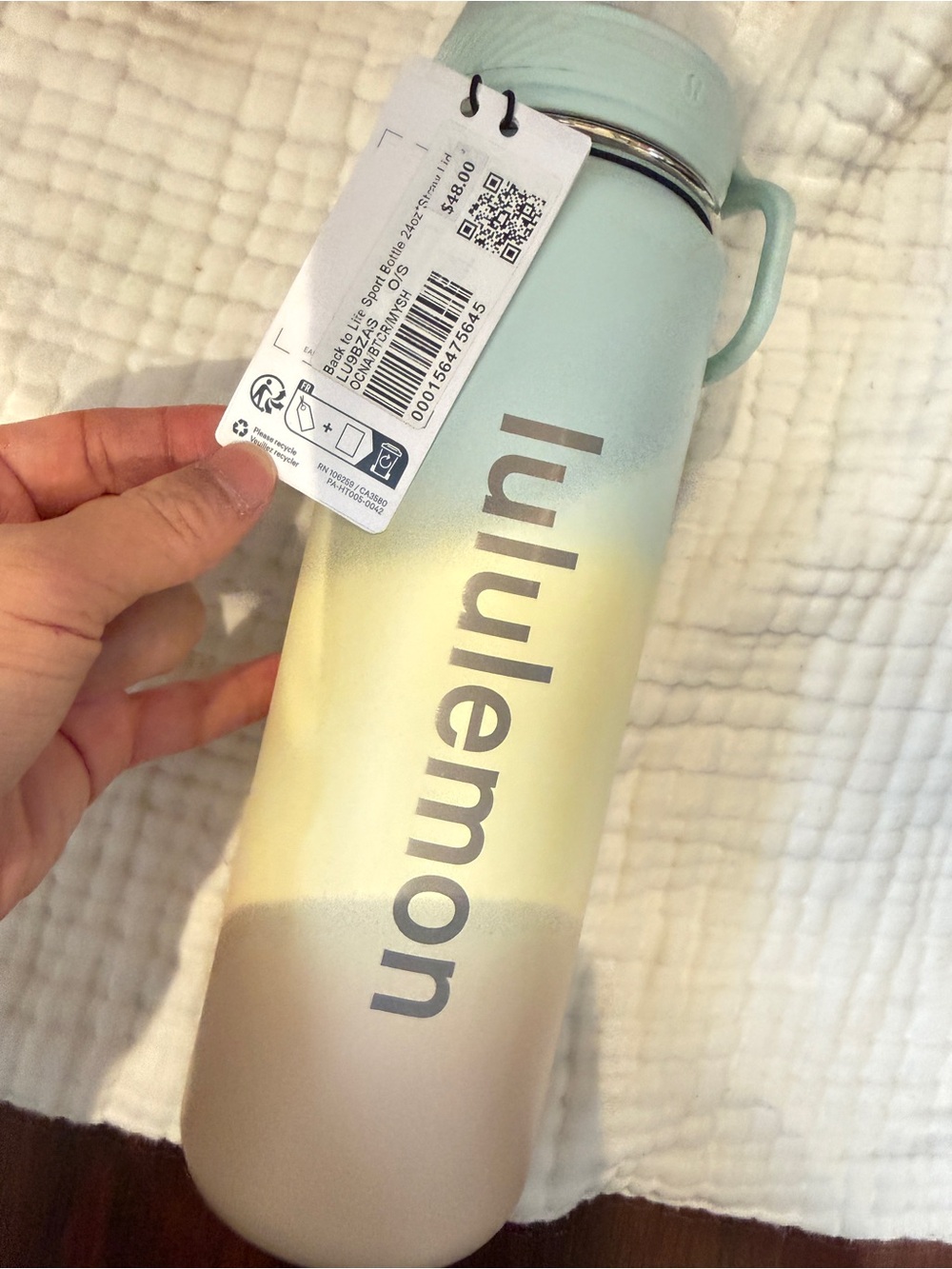 Lululemon Back to Life Sport Bottle 24oz Straw Lid Ombre NWT